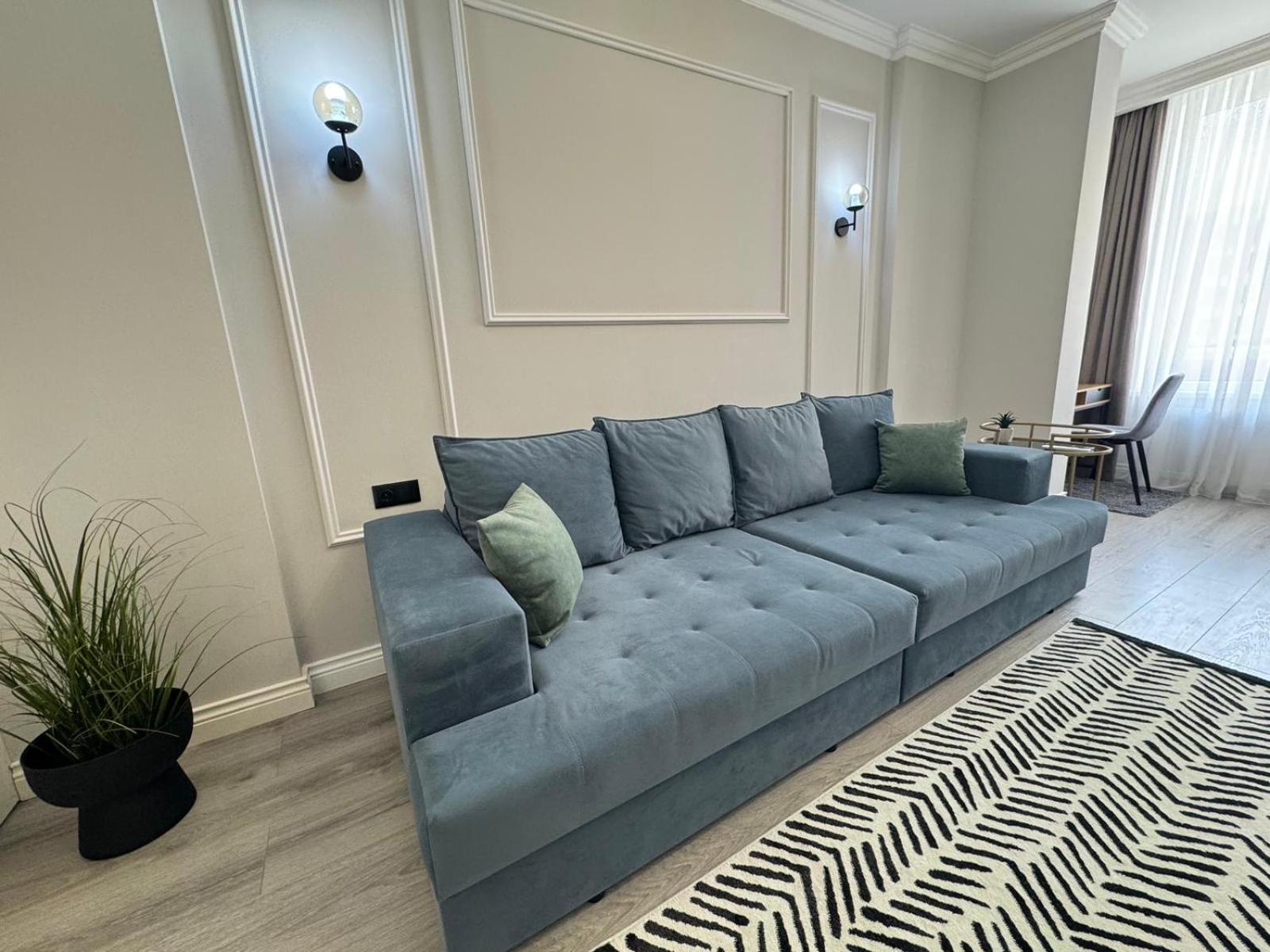 Two Bedroom Apartment In The Center, With Parking, Address Avram Iancu 32 Кишинев Екстериор снимка