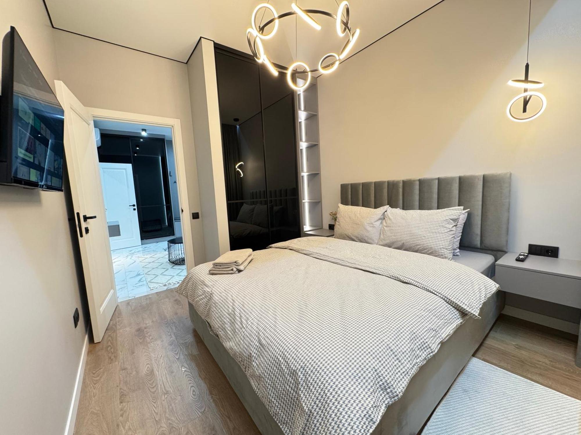 Two Bedroom Apartment In The Center, With Parking, Address Avram Iancu 32 Кишинев Екстериор снимка