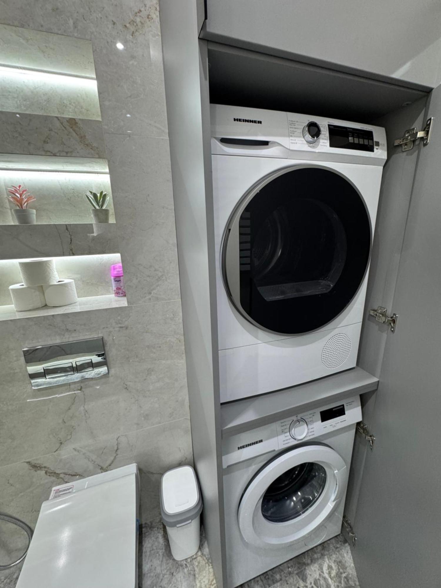 Two Bedroom Apartment In The Center, With Parking, Address Avram Iancu 32 Кишинев Екстериор снимка